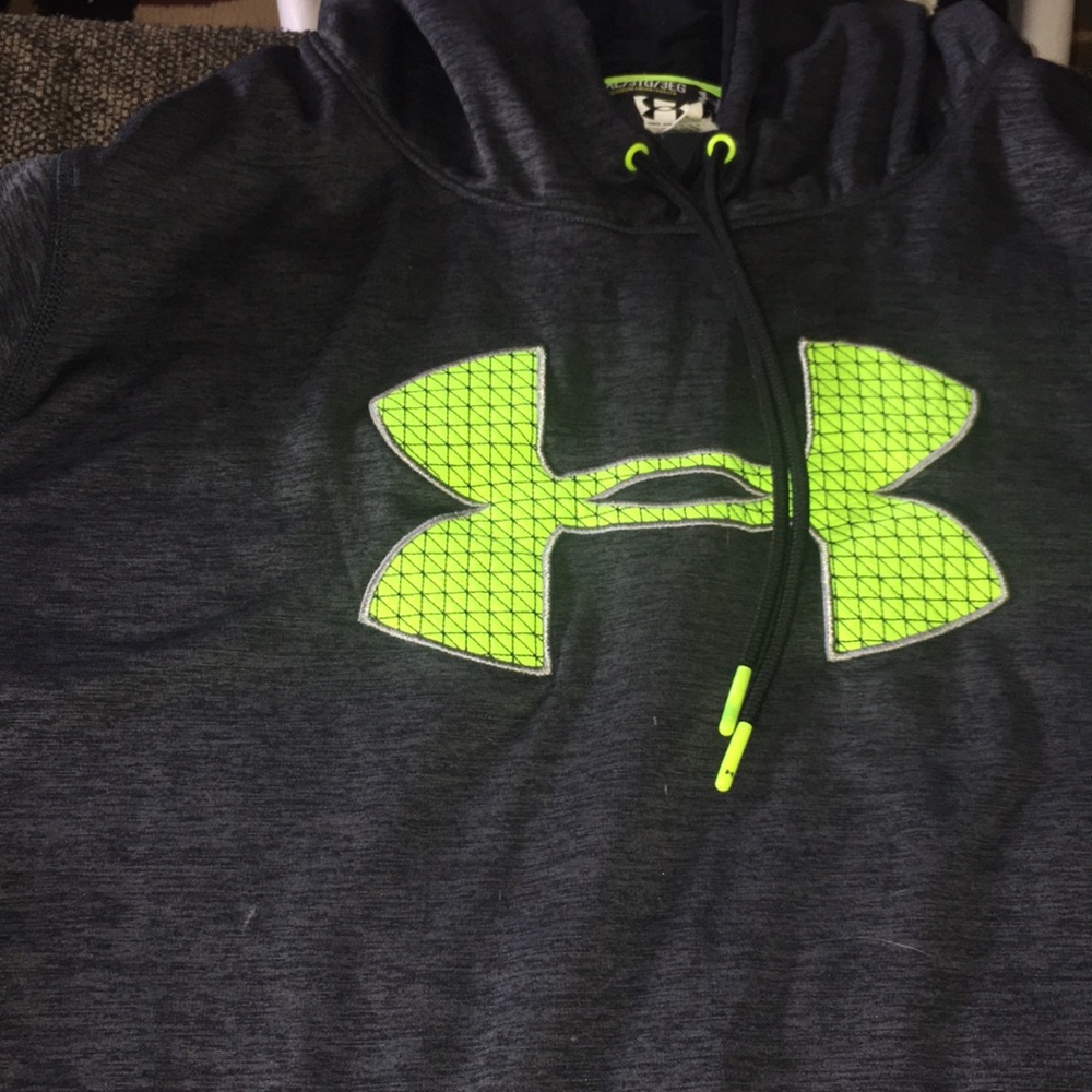 under armour sweatshirt